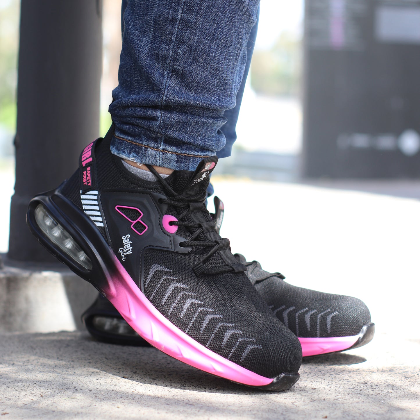Tenis de seguridad para dama Mod. FLY marca Safety Girl