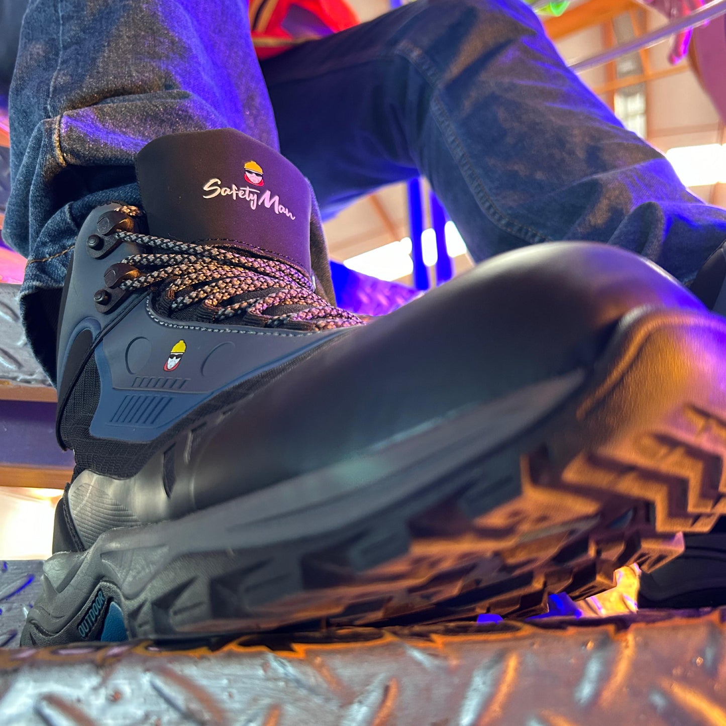 Bota de seguridad modelo TRINCADA marca Safety Man