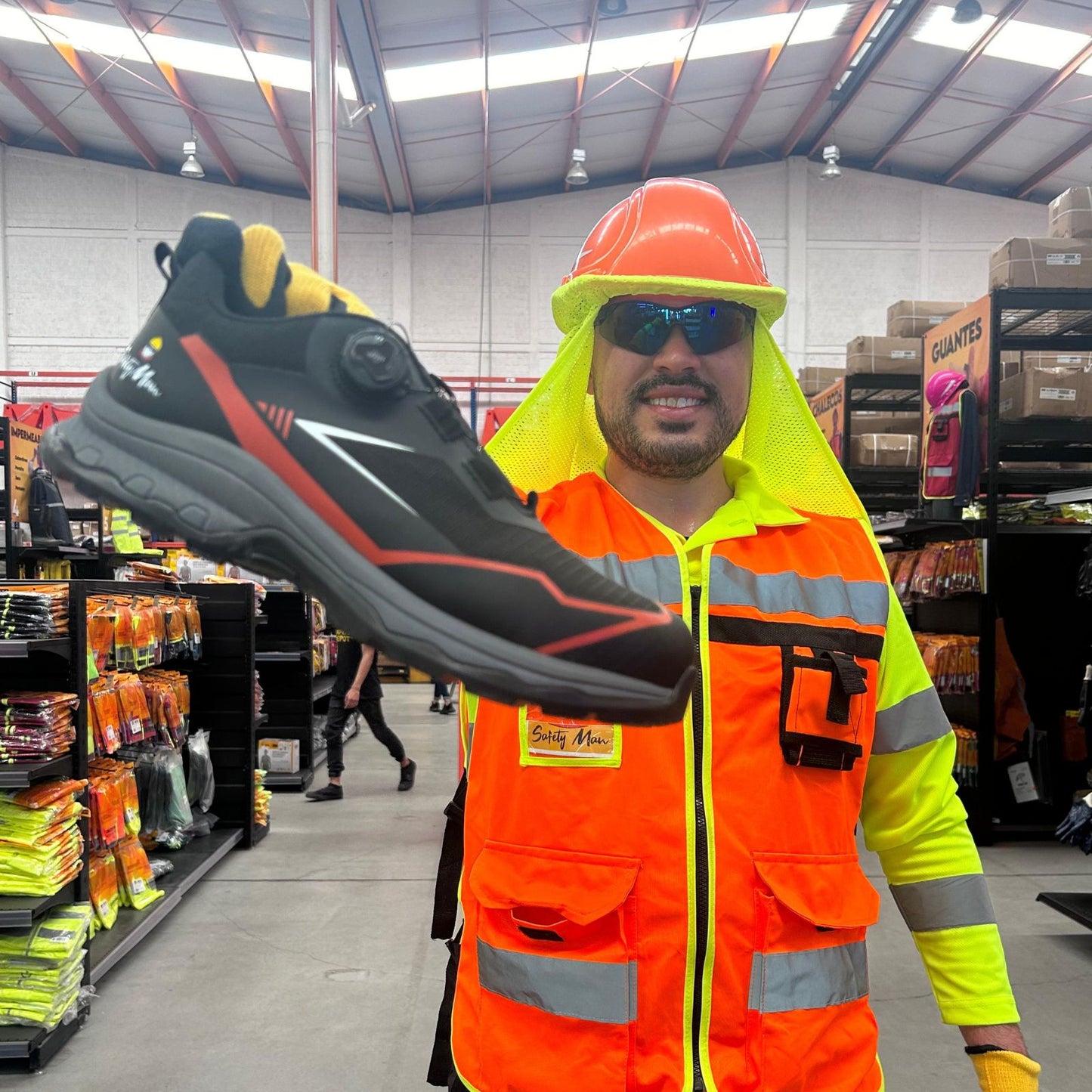 Tenis de seguridad modelo CYBERPUNK marca Safety Man