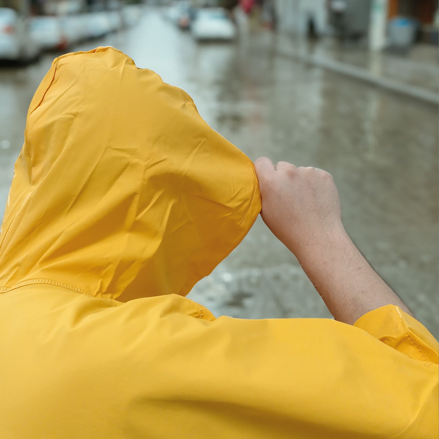 Impermeable tipo poncho modelo PIL marca LICA
