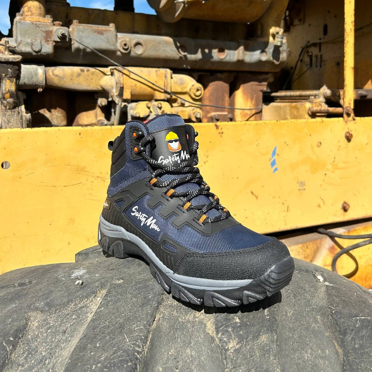 Bota de seguridad mod. TREPATOR Azul 7935SM-AZ-O marca Safety Man